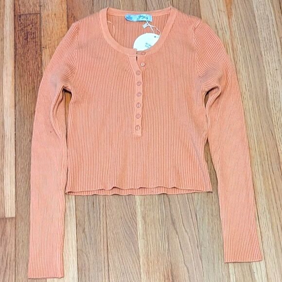 Yours truly boutique peach orange cropped button down sweater NWT - Picture 1 of 4